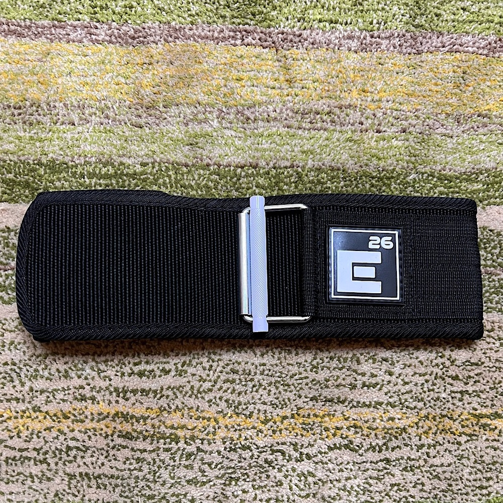 Element 26 - Self Locking Weightlifting Belt, Black Velcro, Small, Brand new
